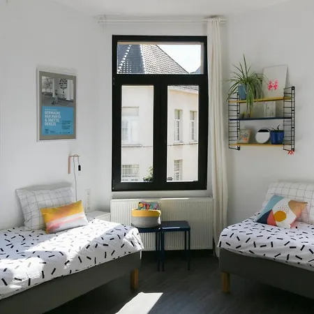 Cosy & Homey Rumpusroom *