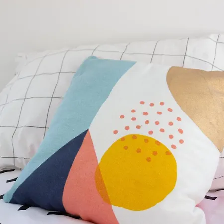 Cosy & Homey Rumpusroom Bed and breakfast Amberes